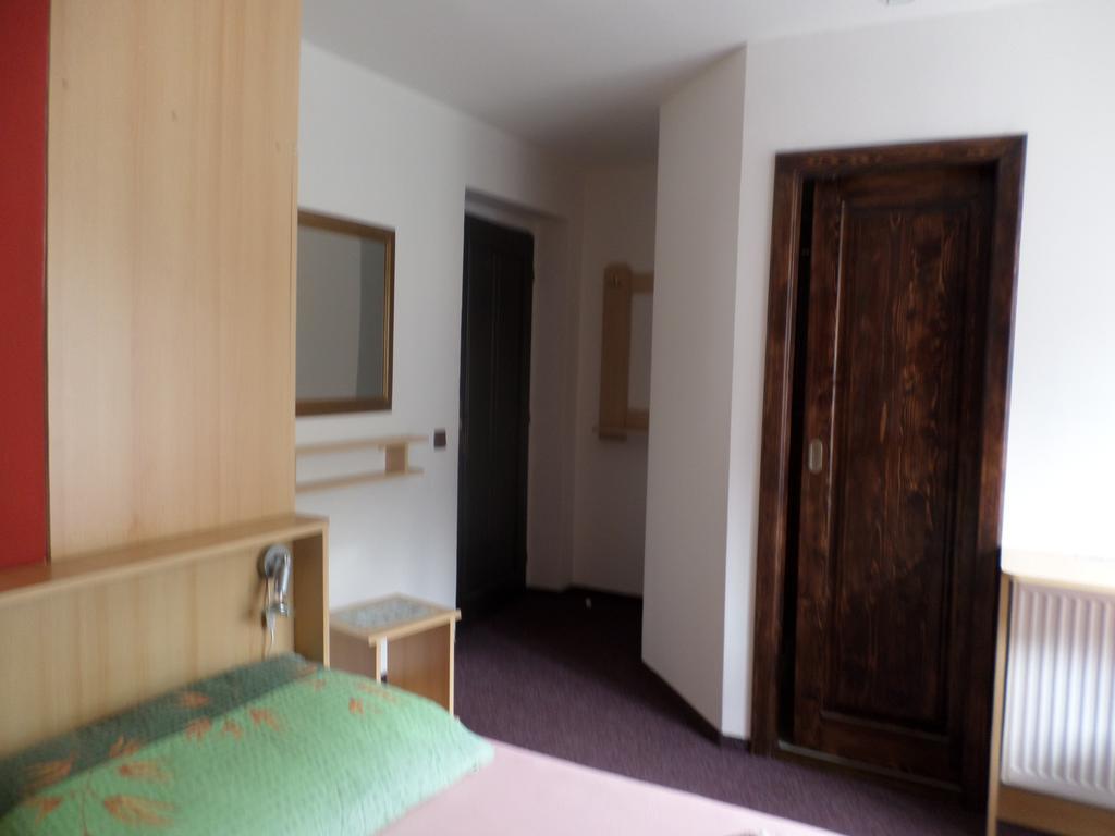 Penzion V Budech Křivoklát Bagian luar foto